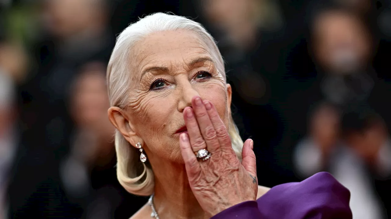 Helen Mirren al Festival di Cannes 2024, il look grandeur color ametista di Elie Saab