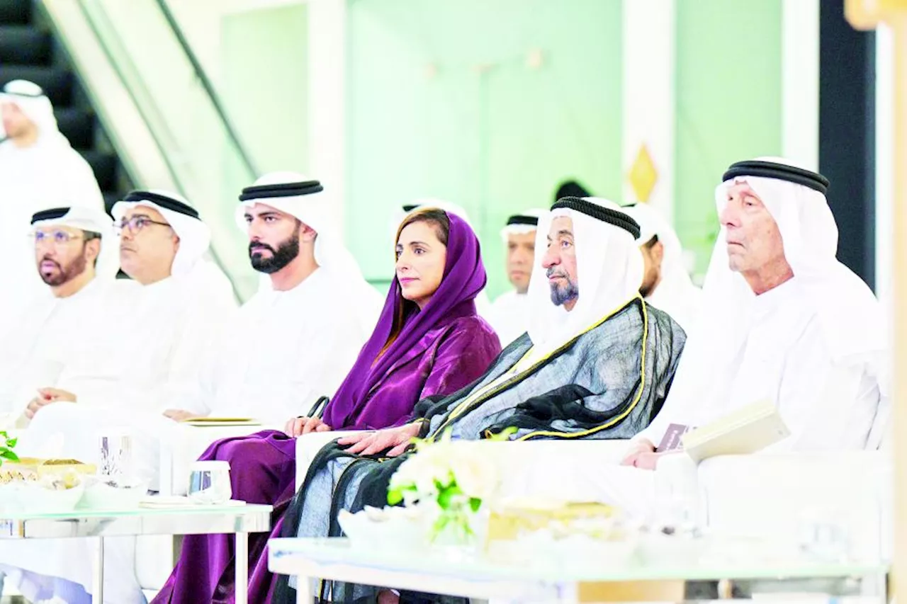 سلطان: الكتّاب يمتلكون الإرادة والقـوة والفـكـر