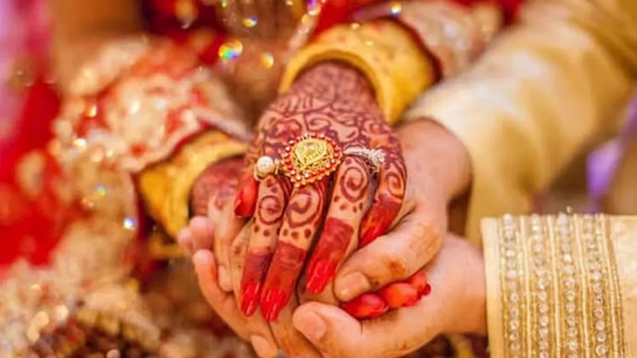 Marriage Certificate: मैरिज सर्टिफिकेट बनवाने के हैं कई फायदे, इन जगहों पर आता है काम