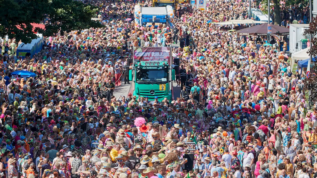 Schlagermove 2024 in Hamburg: Heute rollt die Party durch die Stadt