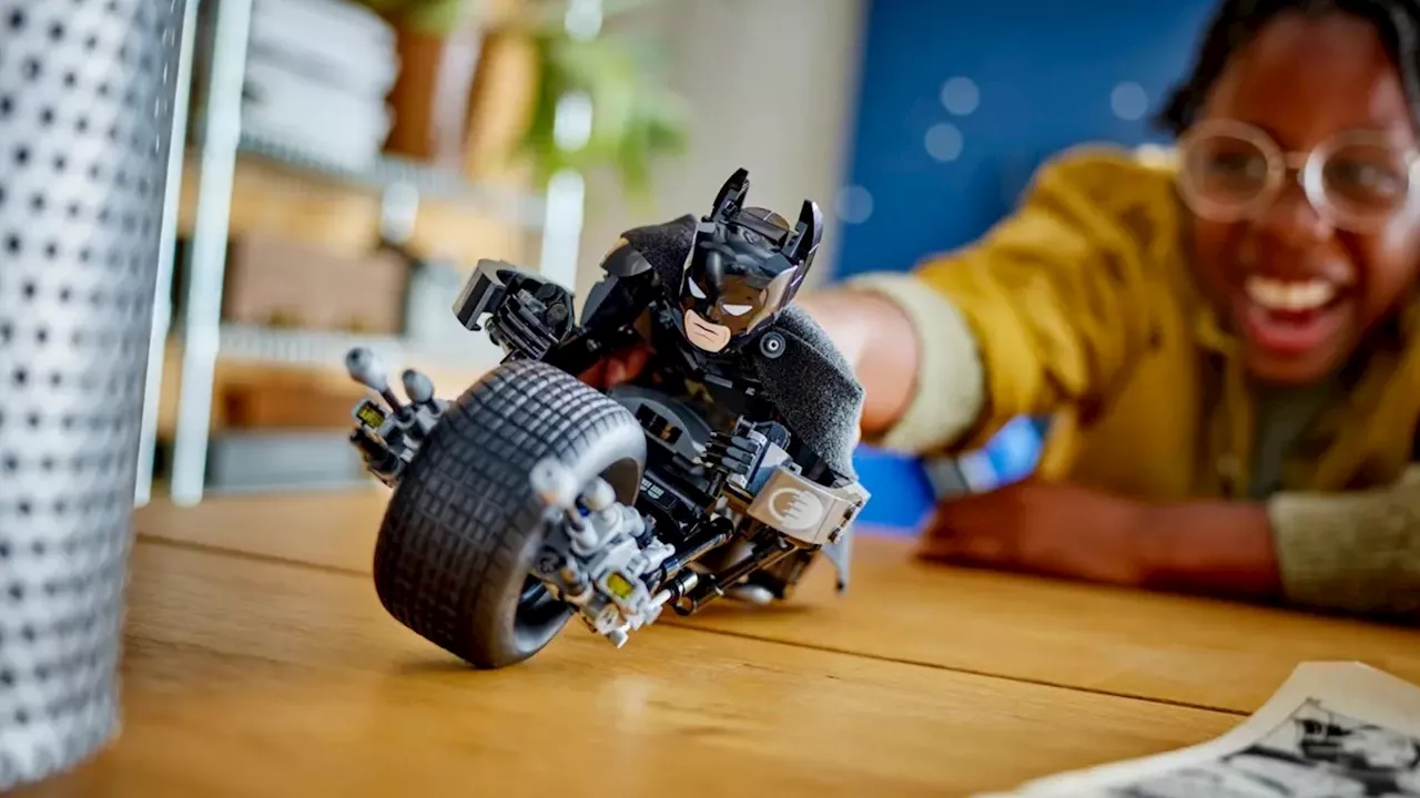 LEGO Reveals New Batman & Bat-Pod Set from The Dark Knight