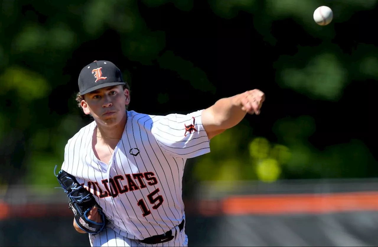 Air Force recruit Joshua Holst aims be ‘the top of the top, the best of the best.’ He lifts Libertyville over the top.