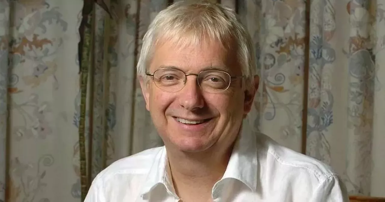 Much-loved Glasgow University professor dies as colleagues left devastated