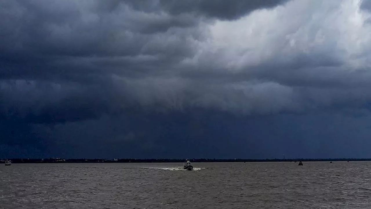 Cyclone Remal: चक्रवात के चलते कोलकाता हवाई अड्डे का परिचालन रहेगा 21 घंटों के लिए बंद, बंगाल-ओडिशा में भारी वर्षा की चेतावनी