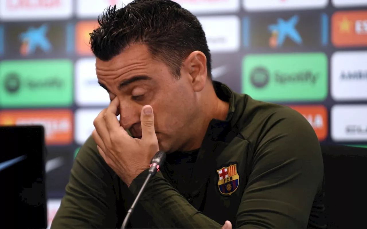 Xavi Hernández admite 'dias complicados' mas se vê orgulhoso de trabalho no Barcelona