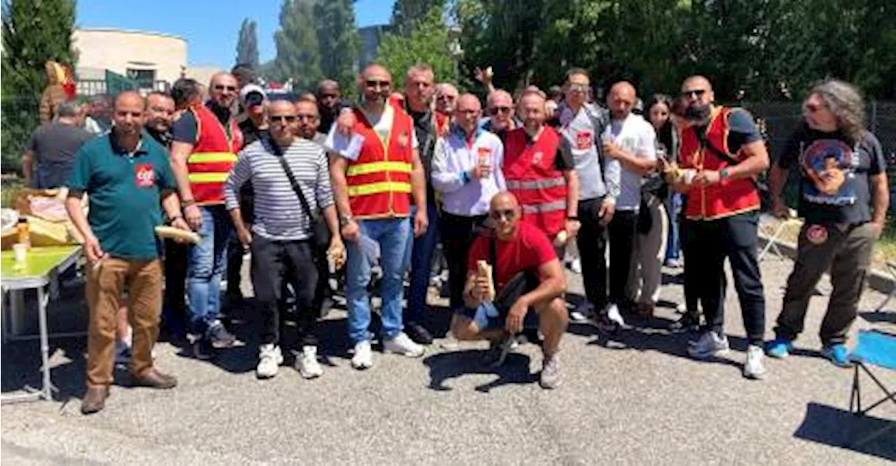 Les chauffeurs de bus de la RTM ont voté la poursuite de la grève