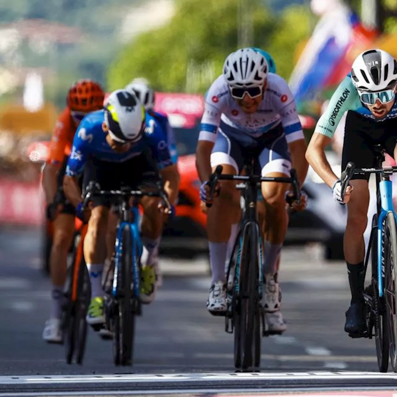 Valentin Paret-Peintre, 2e de la 20e étape du Giro : « Ma saison est déjà réussie »