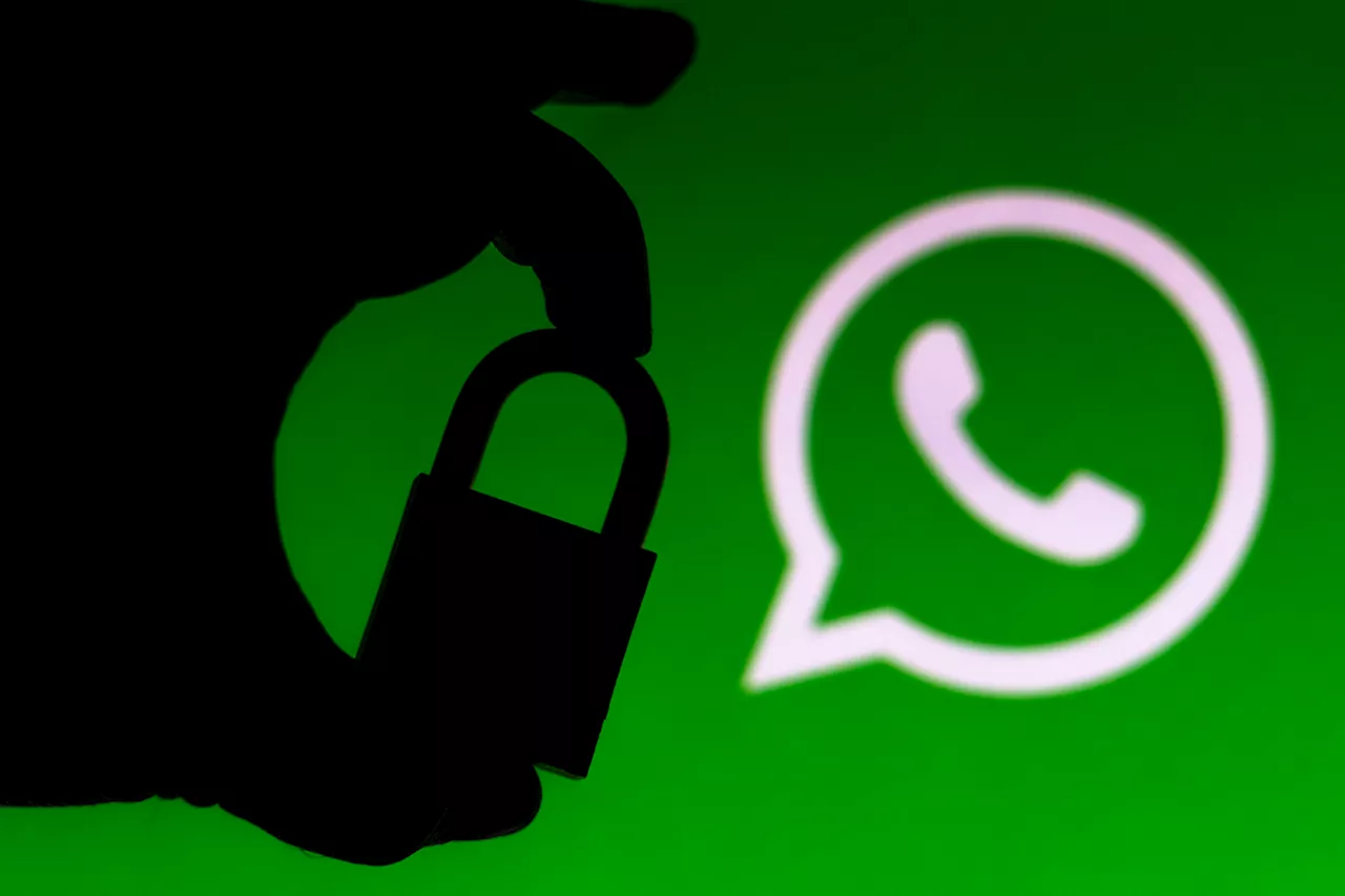 WhatsApp privacy and security warning