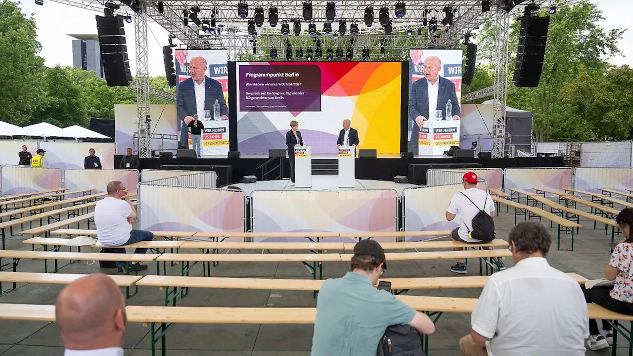 Berlin & Brandenburg: 75 Jahre Grundgesetz: Volksfest in Berlin