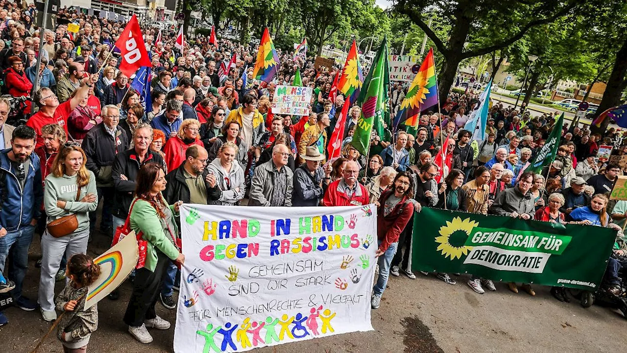 Nordrhein-Westfalen: Demo gegen die AfD in Dortmund