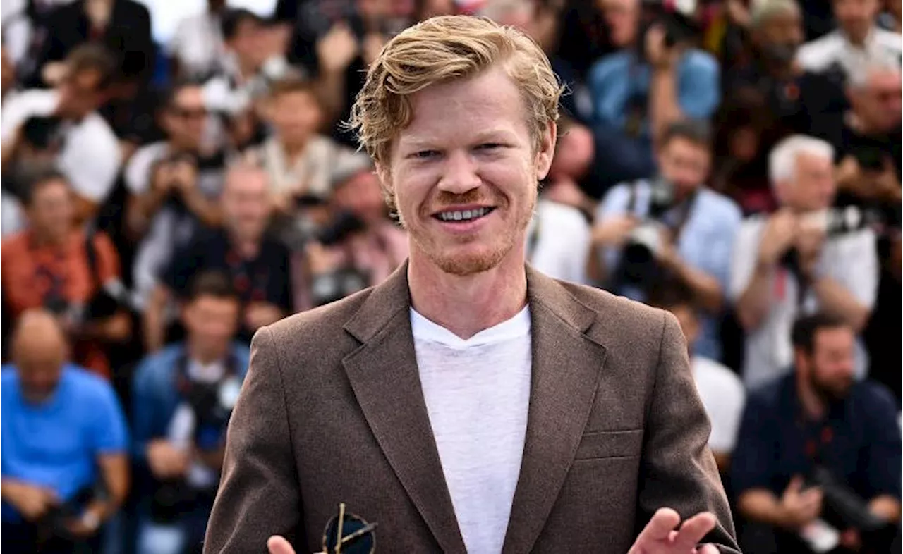 Jesse Plemons vence o prêmio de melhor ator em Cannes por 'Tipos de Gentileza'