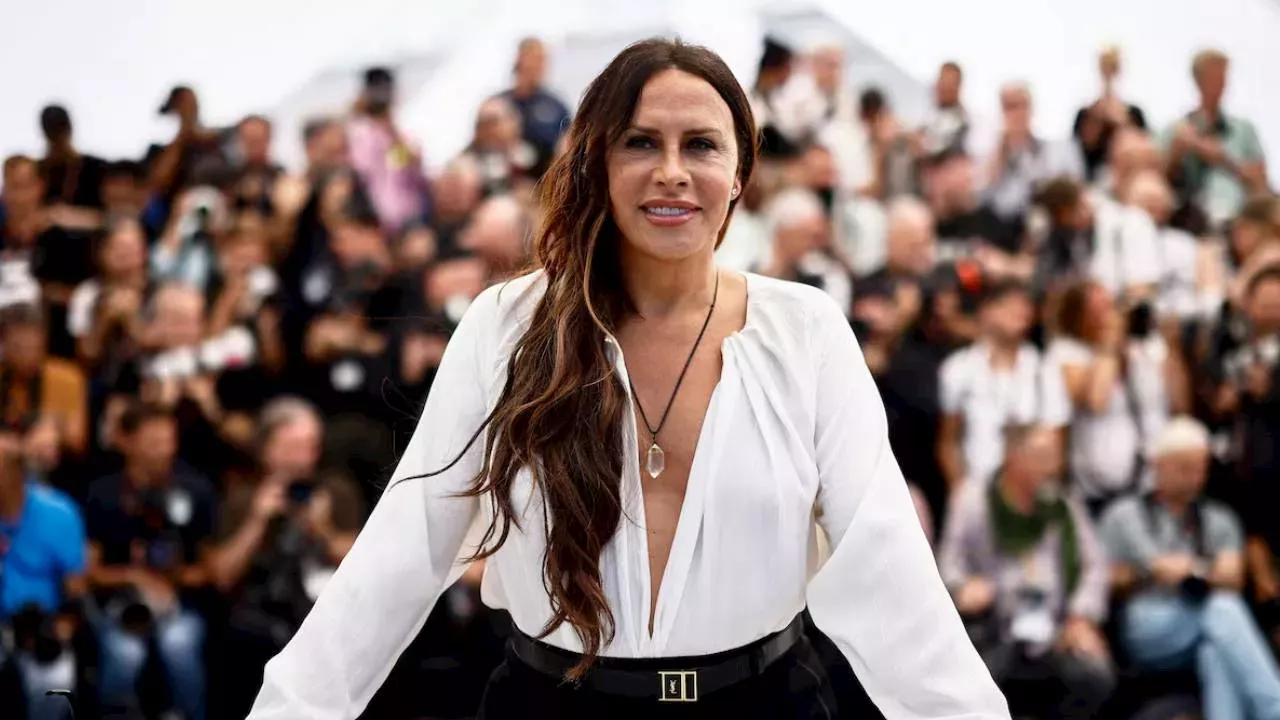 Ella Es Karla Sofía Gascón, Actriz Trans Que Hizo Historia En Cannes ...