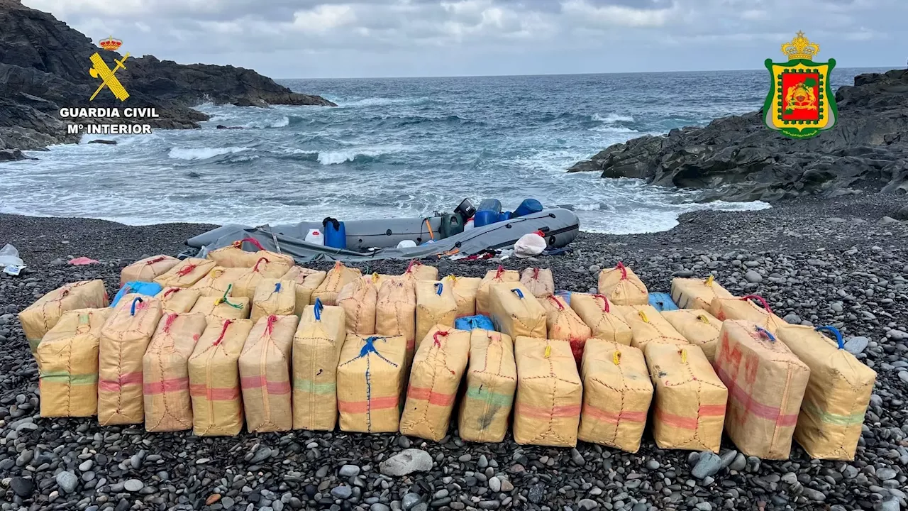 La Guardia Civil intercepta una narcolancha con 1.610 kilos de hachís en Fuerteventura