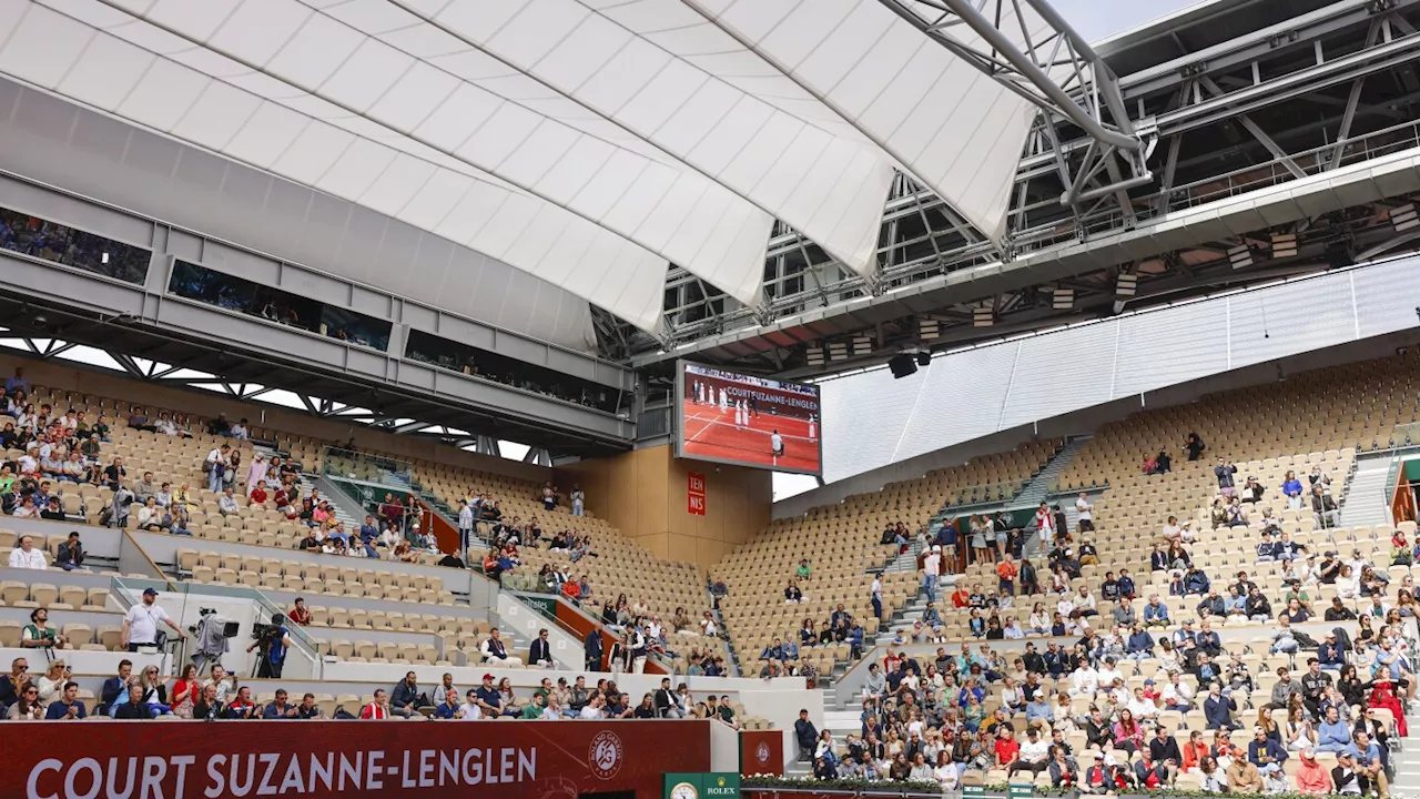 The 2024 French Open has started and there is now a retractable roof atop Court Suzanne Lenglen