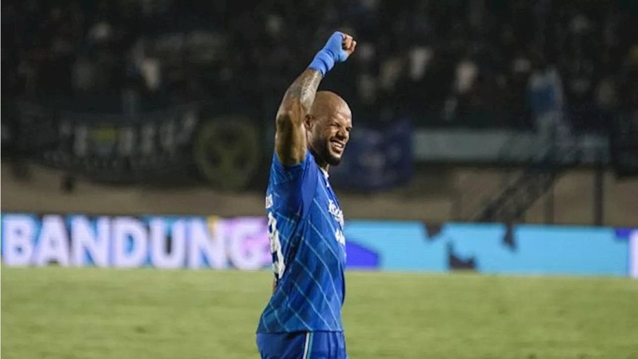 2 Gol 'Injury Time' David da Silva Buat Persib Perbesar Peluang Juara