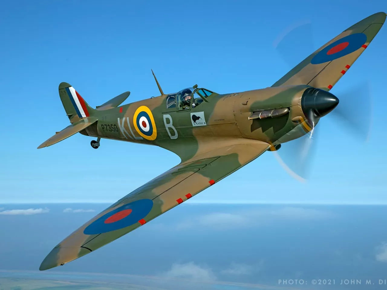 UK air force pilot dies in Spitfire crash