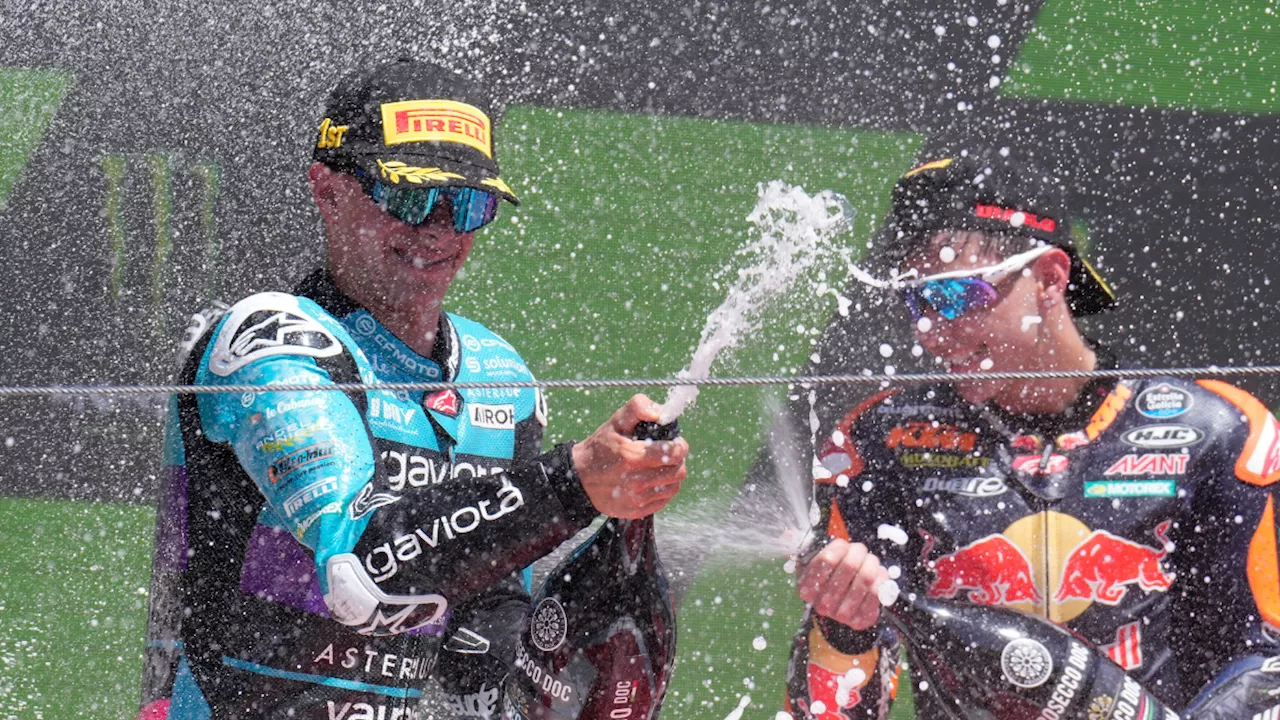 El colombiano David Alonso vence en el Gran Premio de Cataluña de Moto3