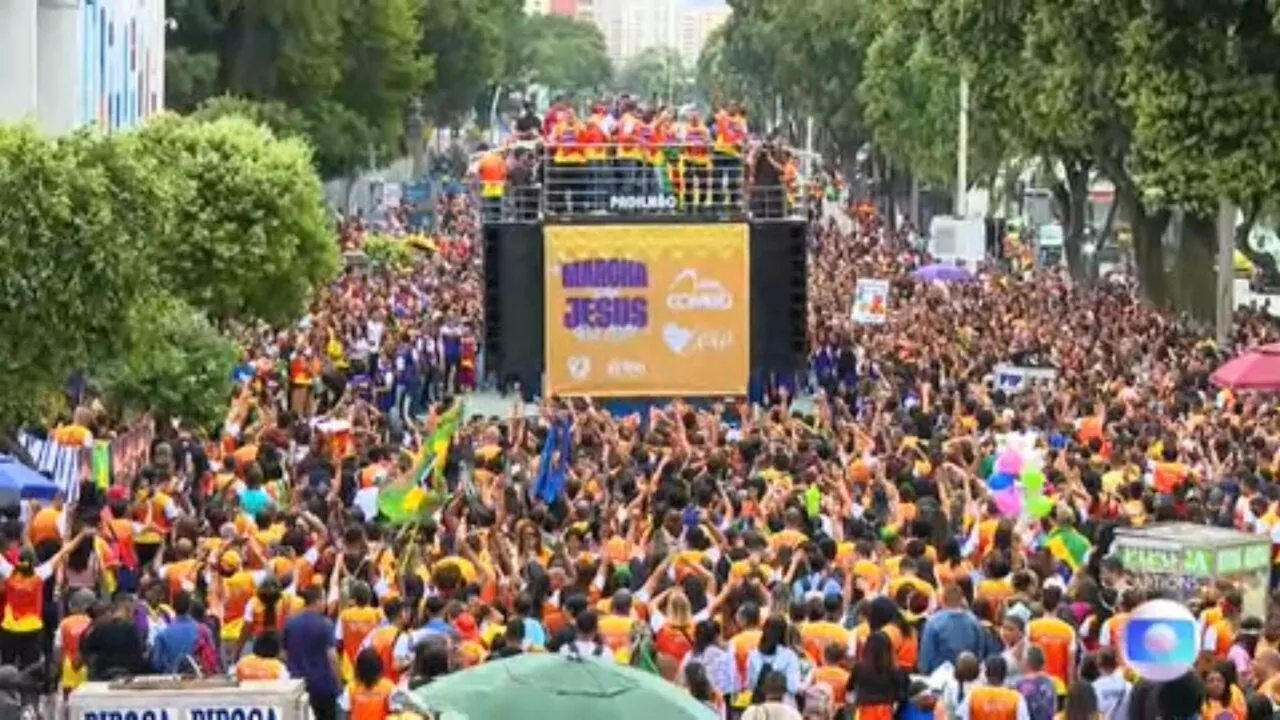 Marcha para Jesus leva uma multidão para as ruas do Rio