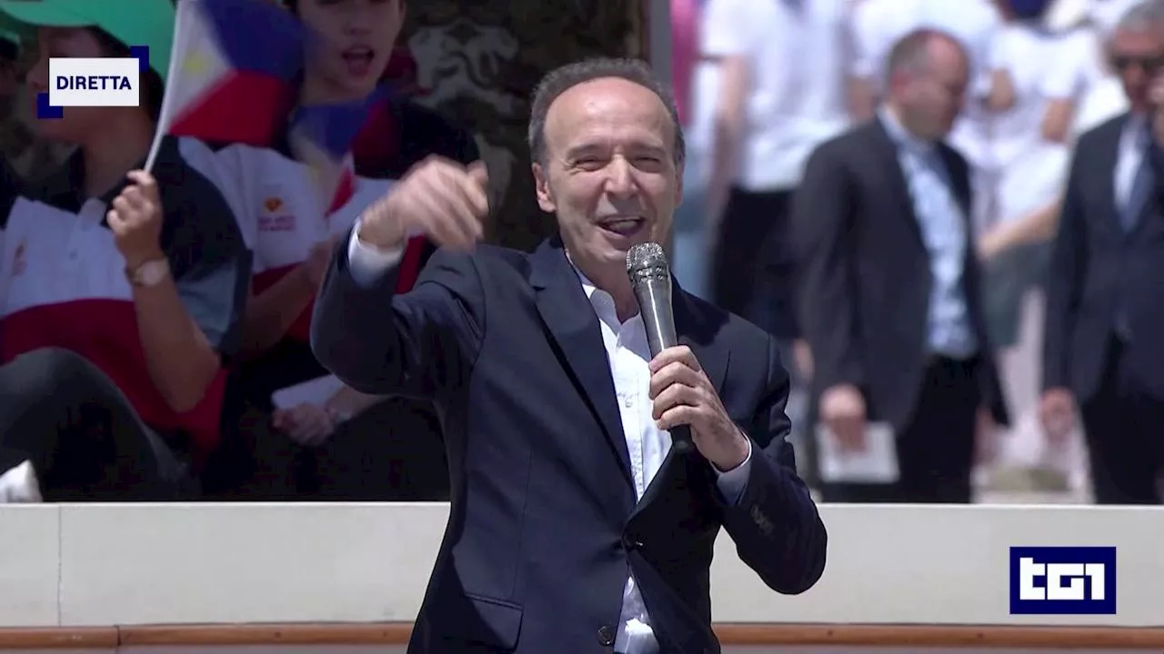 Benigni, show dal Papa. Gli propone di candidarsi: 'mettiamo sulla scheda 'Jorge Mario Bergoglio detto France…