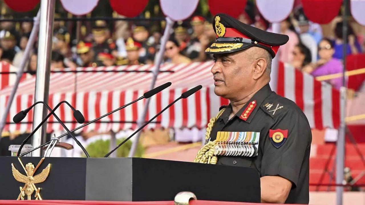 Army Chief: सेना प्रमुख जनरल पांडे का कार्यकाल एक महीने के लिए बढ़ाया गया, अब 30 जून को होंगे रिटायर