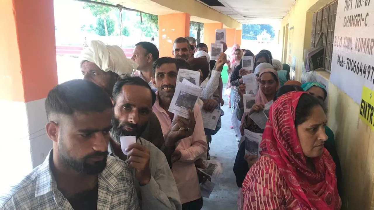 Jammu Kashmir Lok Sabha Election 2024: जम्‍मू कश्‍मीर में हुआ बंपर मतदान, पिछले 35 साल का टूटा रिकॉर्ड