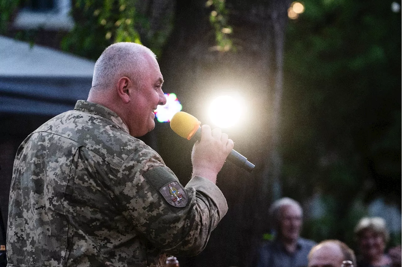 Des lignes de front à Washington, la troupe musicale de l'armée ukrainienne chante l'espoir