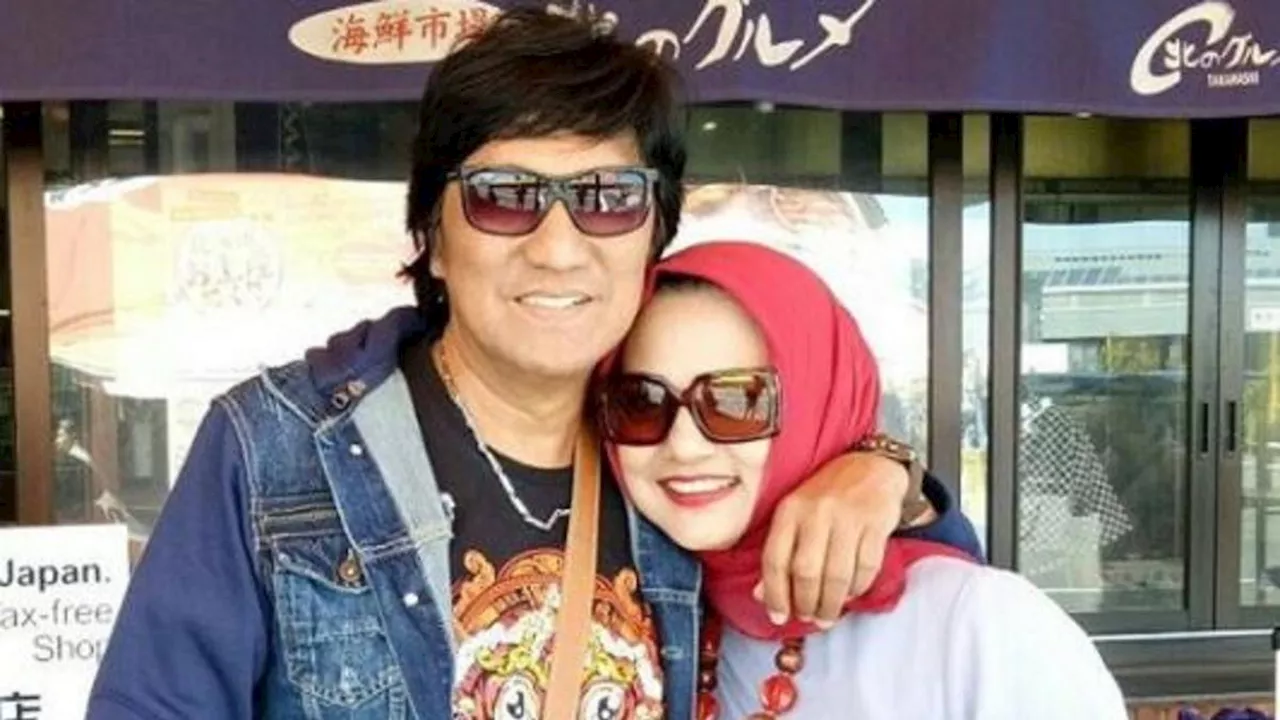 6 Potret Ikang Fawzi dan Marissa Haque, Keharmonisan Rumah Tangga yang Tak Lekang Dimakan Waktu