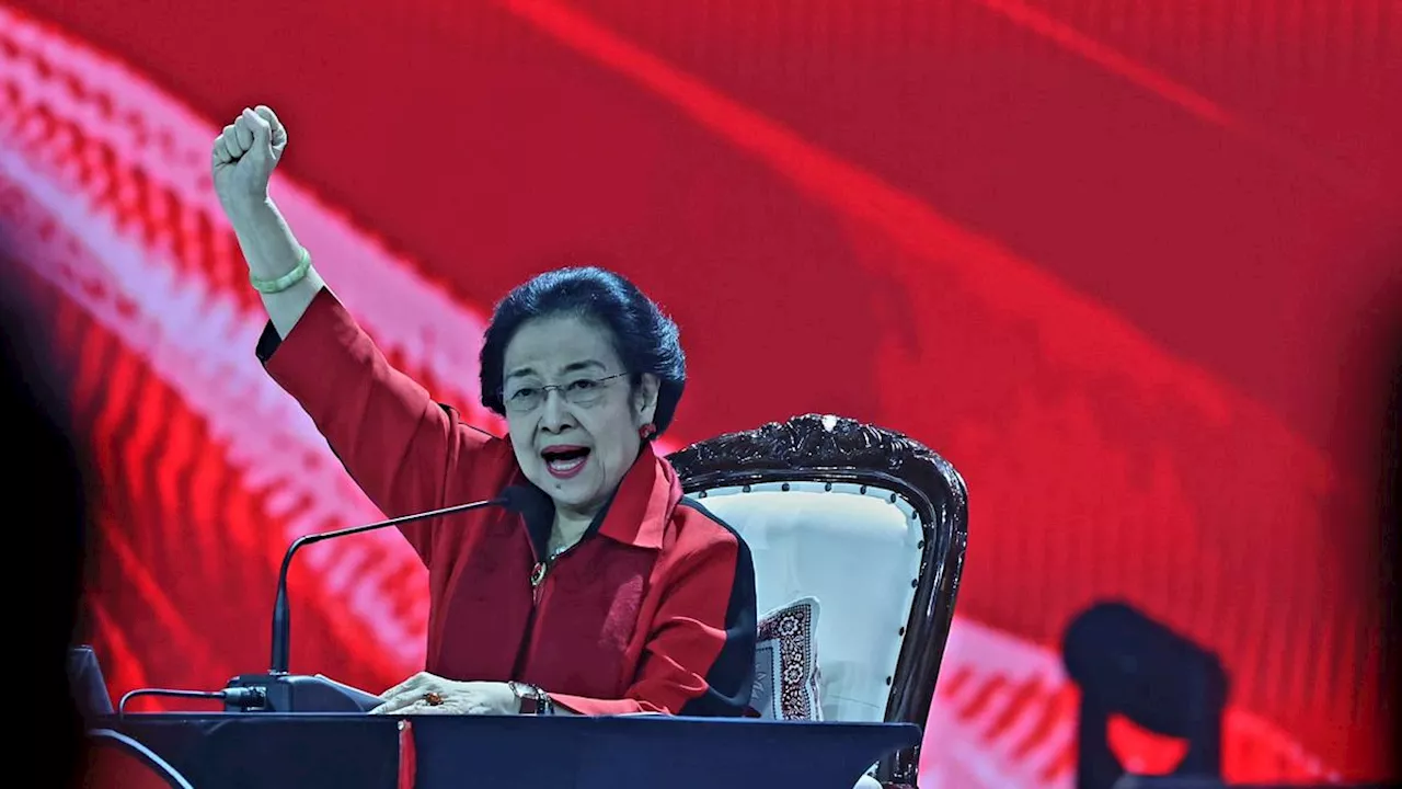 Megawati Sebut Mensos Risma Cengeng dalam Pidato di Rakernas PDIP