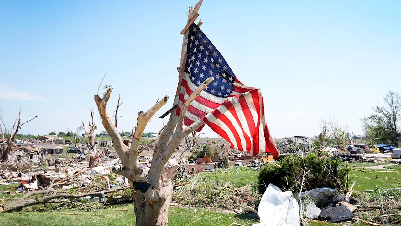 Tornado zerlegt Infrastruktur: Mindestens neun Tote bei Unwettern in den USA