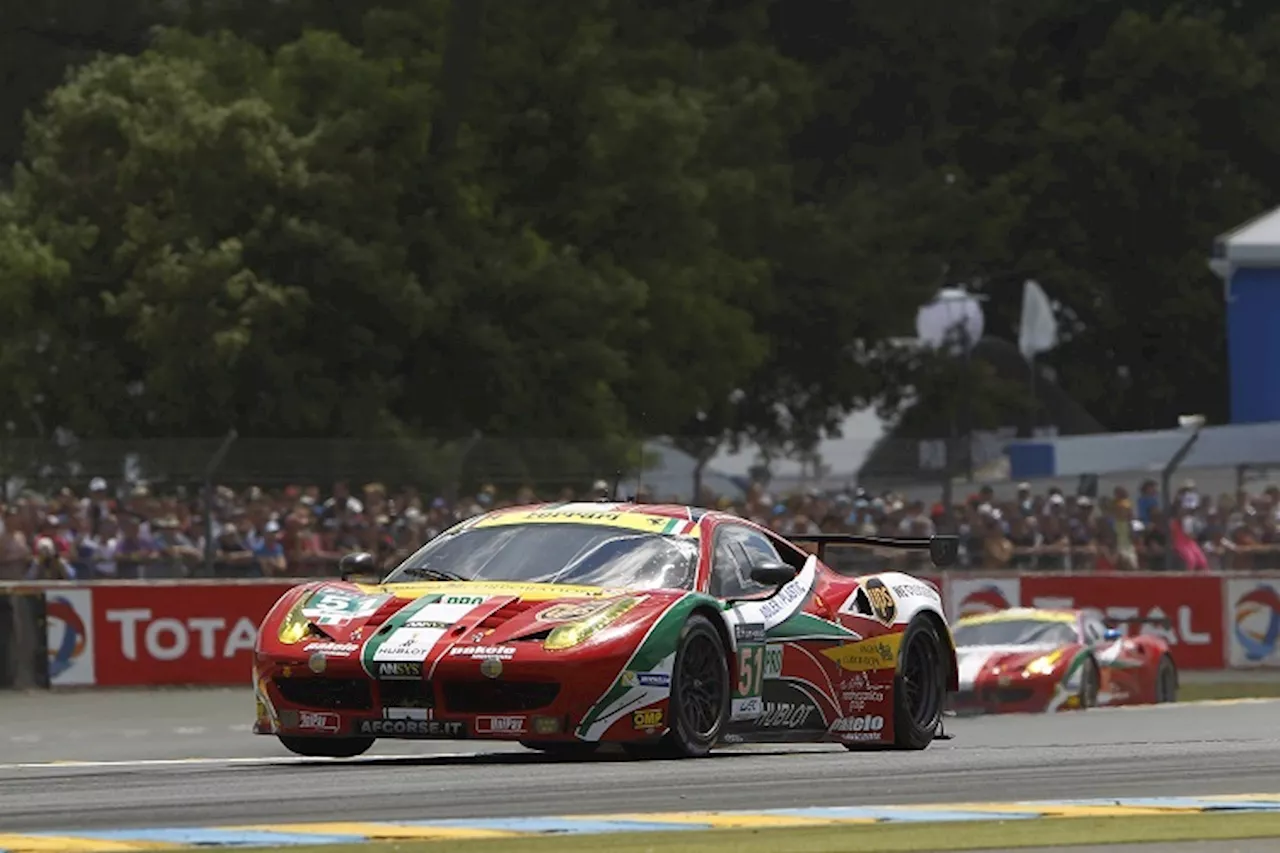 Team aus Malaysia mit Sieger-Ferrari nach Le Mans