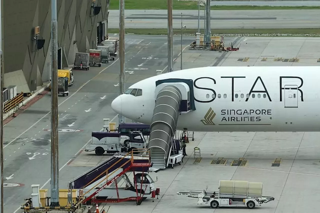 SIA’s air turbulence-hit SQ321 returns to Singapore | Singapore | Head ...