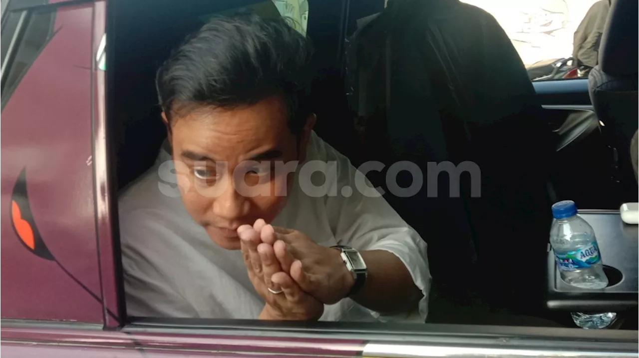 Naik Toyota Alphard, Gibran Pilih Makan Bubur Ayam Di Warung Sederhana