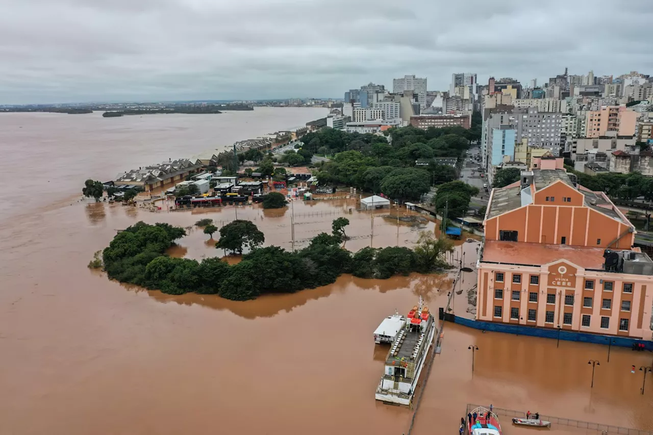 No Rio Grande do Sul, nível do Guaíba continua acima dos 4 metros