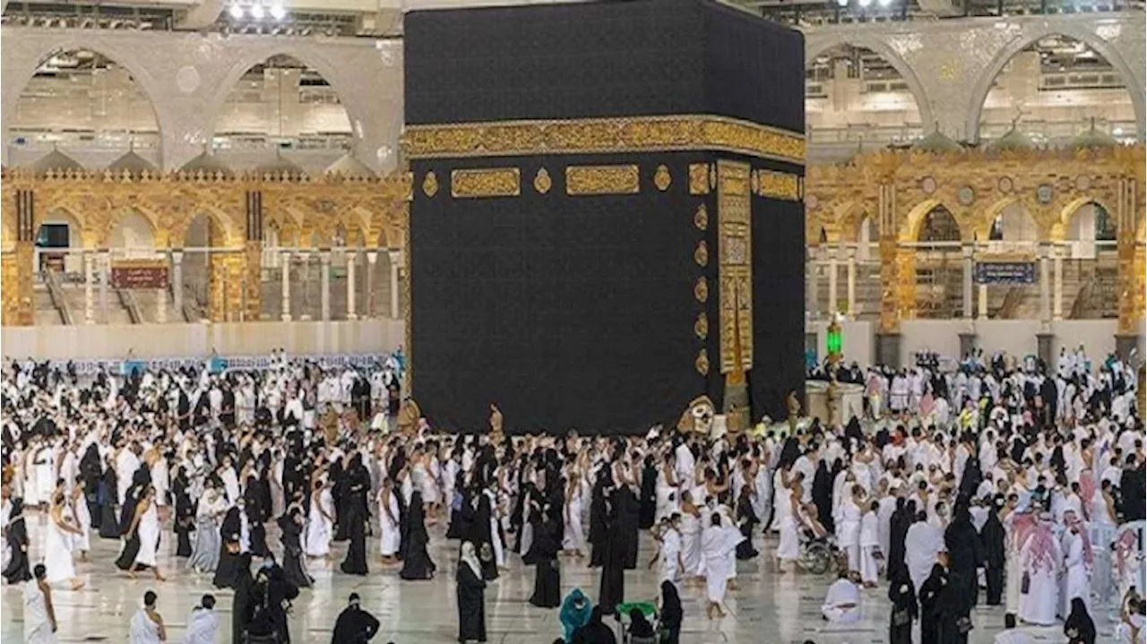 Arab Saudi Wajibkan Jemaah Umrah Vaksin Meningitis