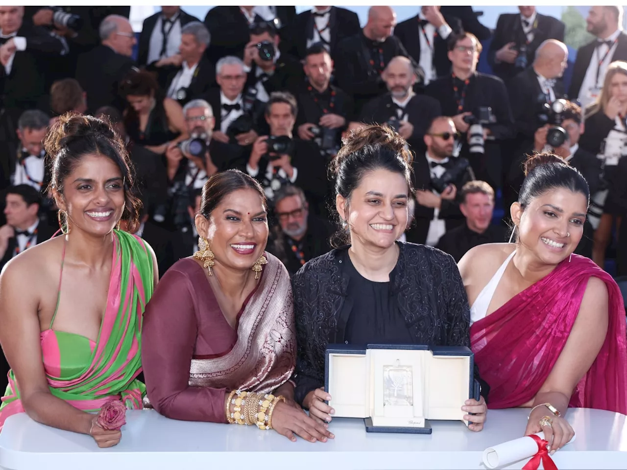 Cannes 2024 : पायल कपाडियाच्या 'ऑल वी इमेजिन एज लाइट' ने रचला इतिहास, ग्रांड प्रिक्स अवॉर्ड पटकावला