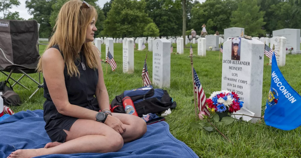 Hundreds gather at national cemeteries to celebrate Memorial Day