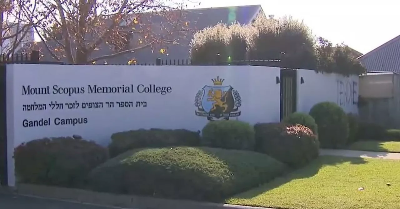 Students scared after antisemitic message sprayed on Melbourne Jewish school's fence