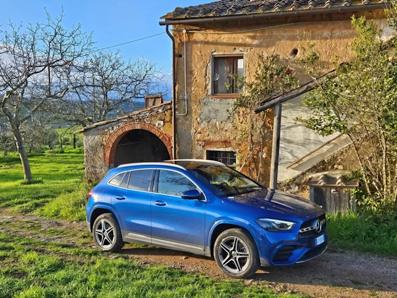 Mercedes GLA 250e: elettrica in città ibrida quando vuoi