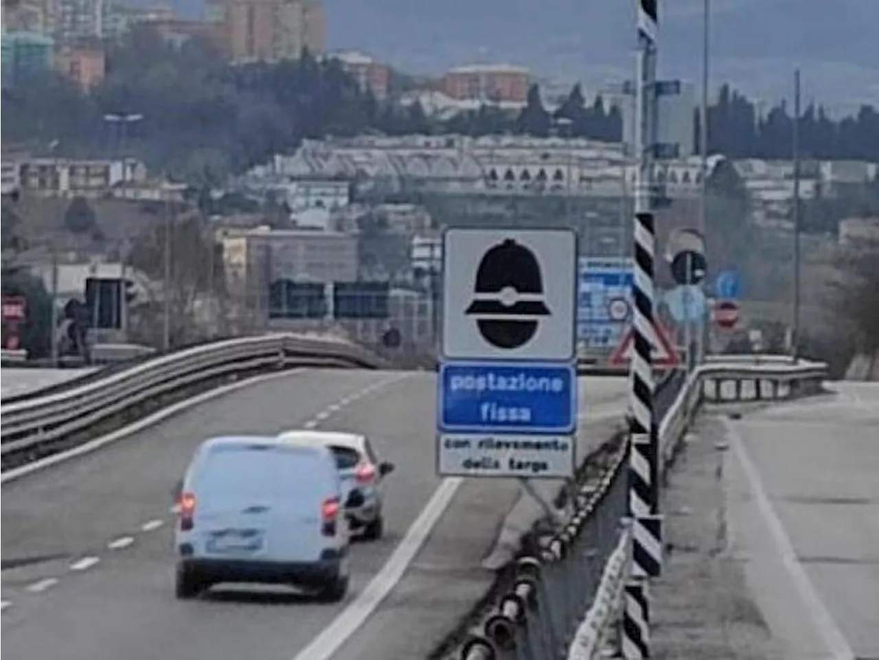 Stretta autovelox, solo segnalati e addio sotto 50 km/h