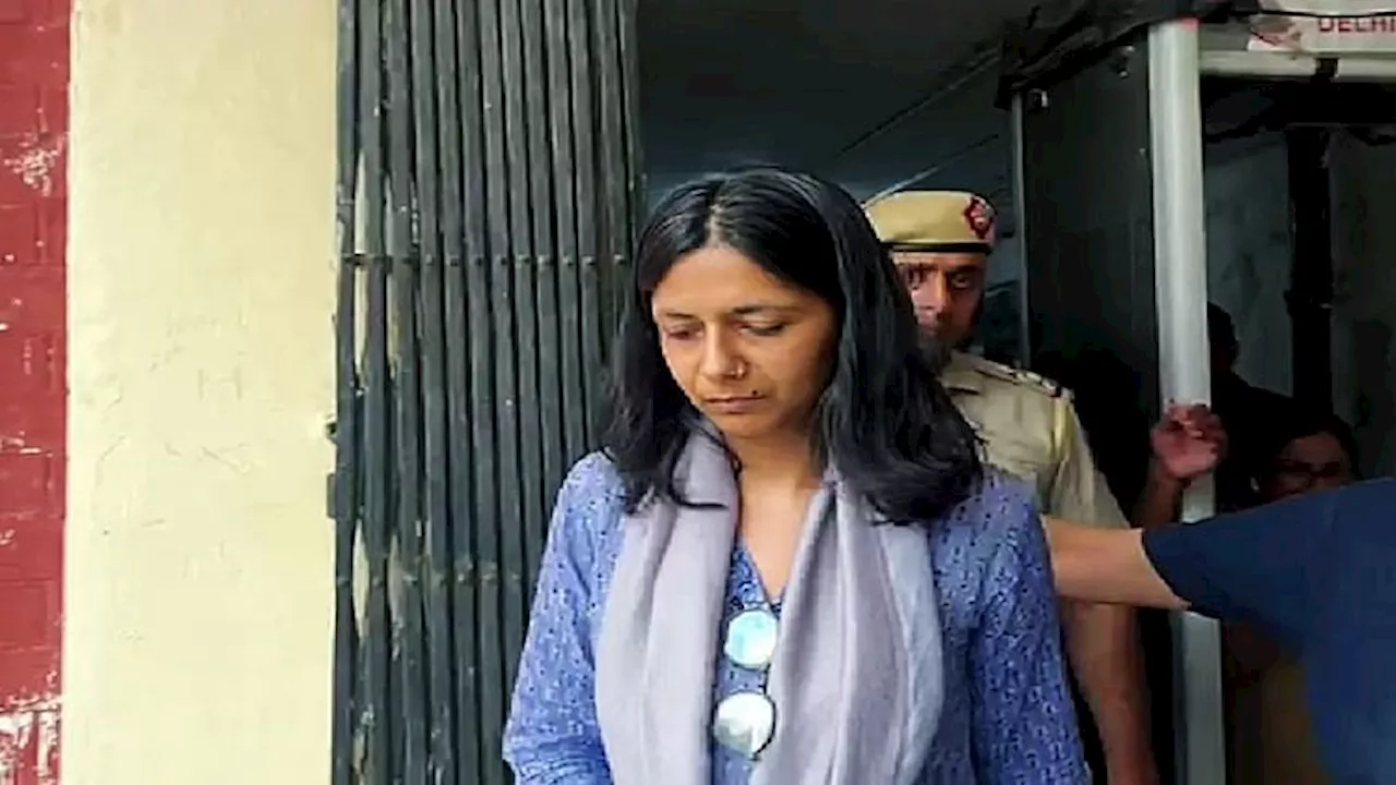 Swati Maliwal Case: बिभव की जमानत याचिका पर सुनवाई, कोर्ट में रो पड़ीं स्वाति मालीवाल; वकील ने दी ये दलील