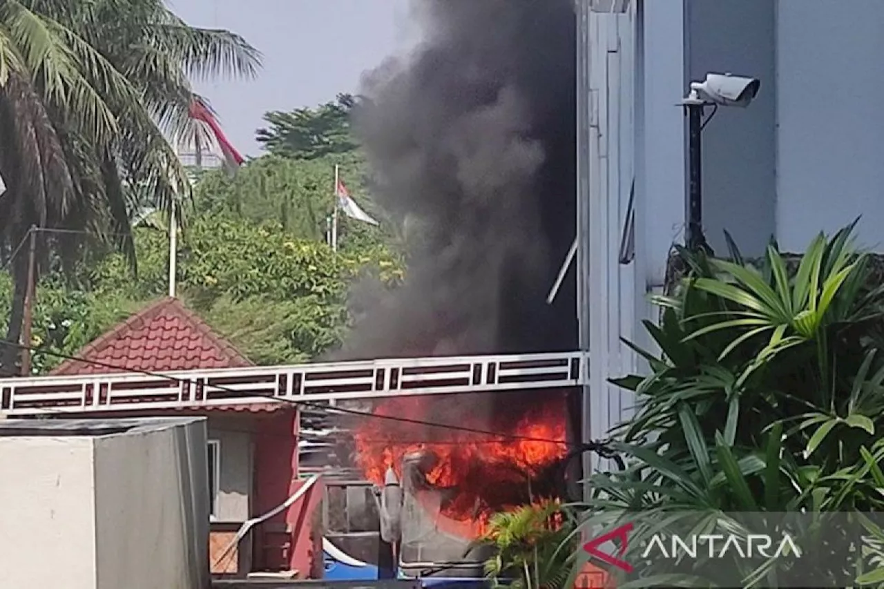 Kebakaran terjadi di Kampus Universitas Trisakti Cempaka Putih