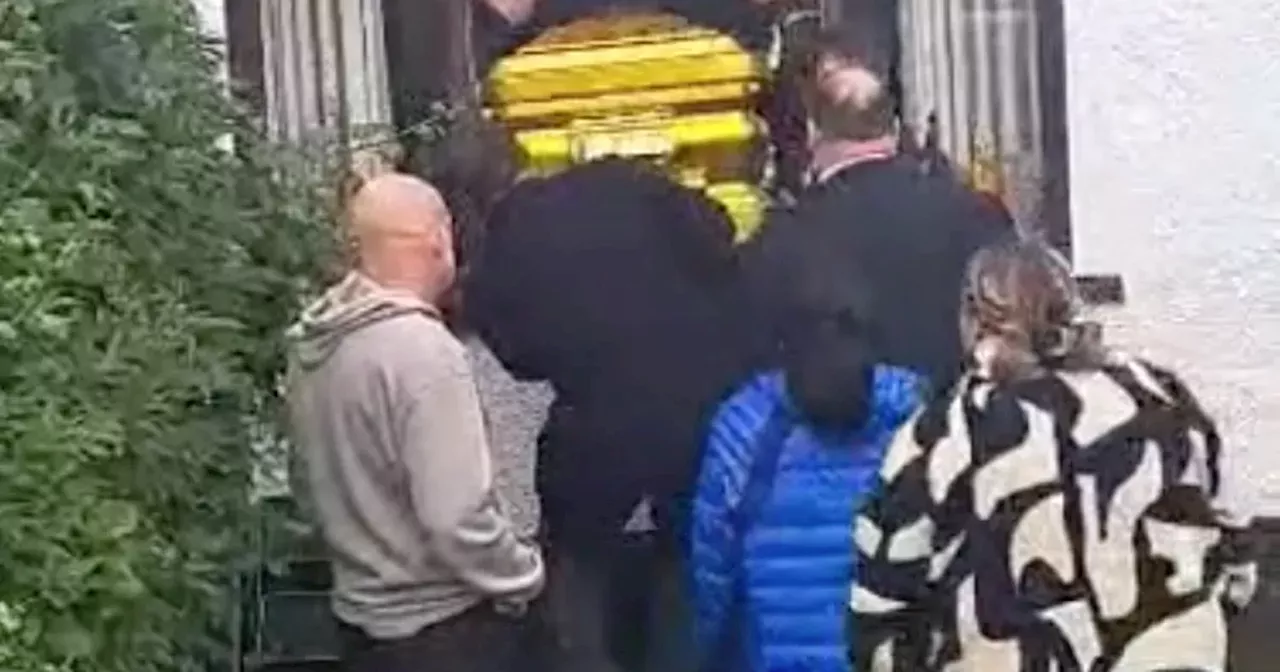 Irish gangster killed in car crash buried in gold coffin