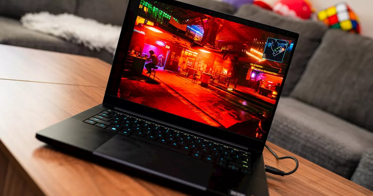 Save $1,000 on this Razer gaming laptop with an RTX 3070 Ti