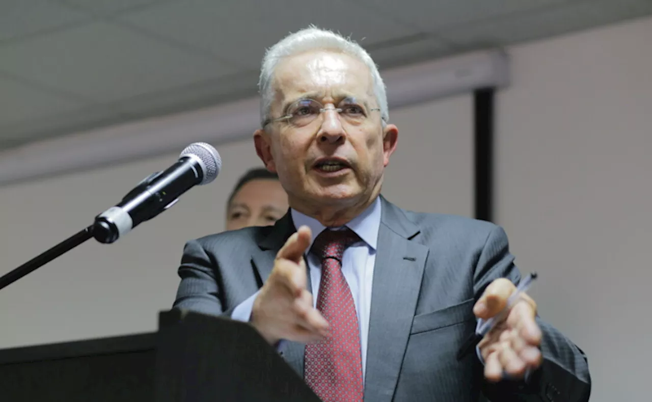 Cambio de fiscal por falta de garantías pide expresidente Álvaro Uribe