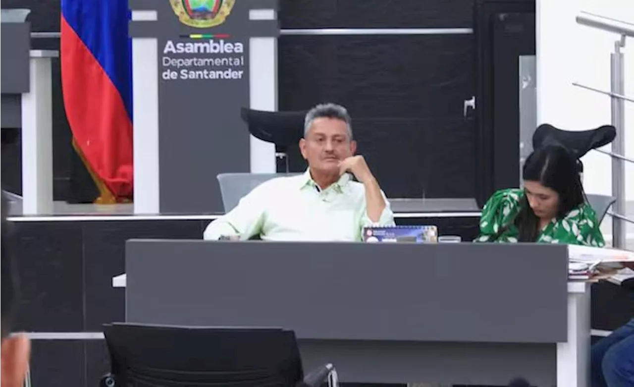 Suspenden al secretario general de la Asamblea de Santander