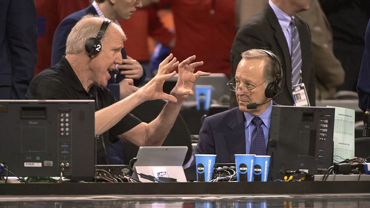 Bill Walton's former colleague Jim Gray 'heartbroken' over death of 'best friend': 'A national treasure'