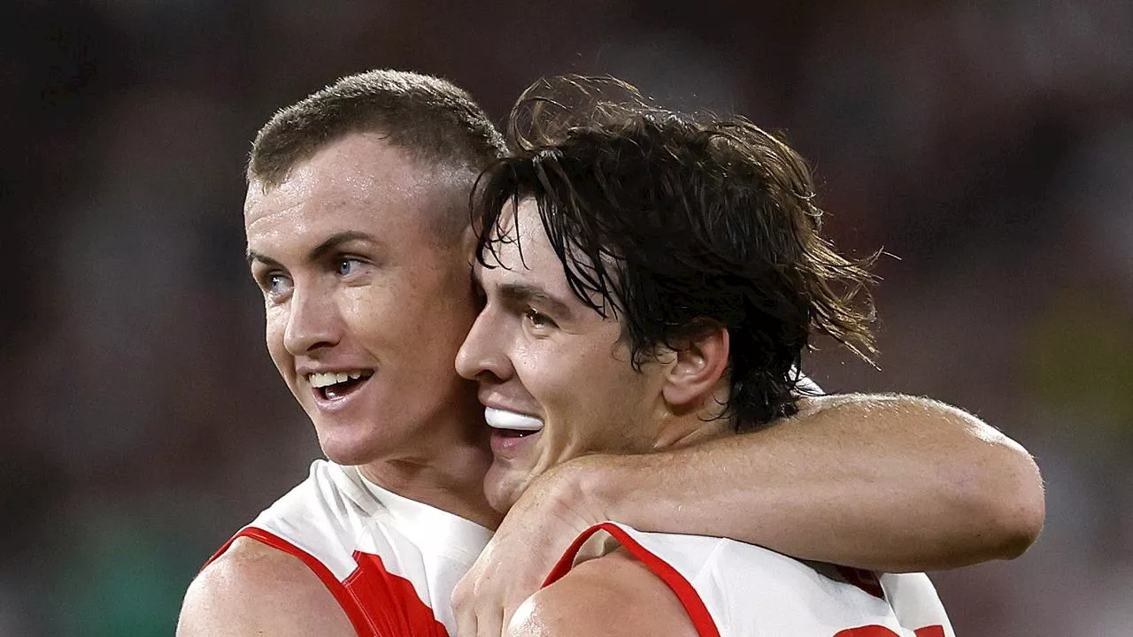 Swans superstar rejects offer to set up mega AFL bidding war