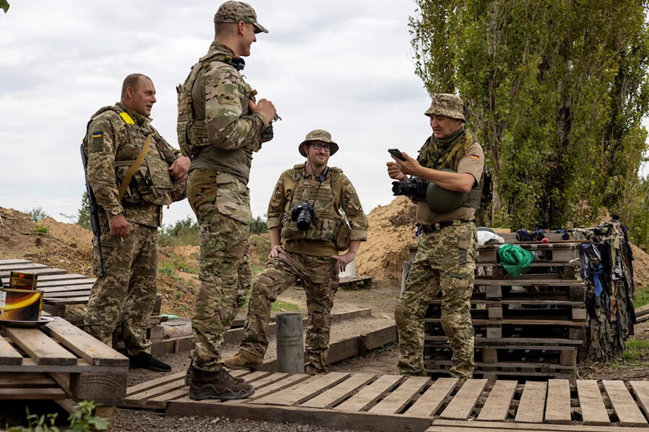 Военный эксперт объяснил нахождение французских инструкторов на Украине