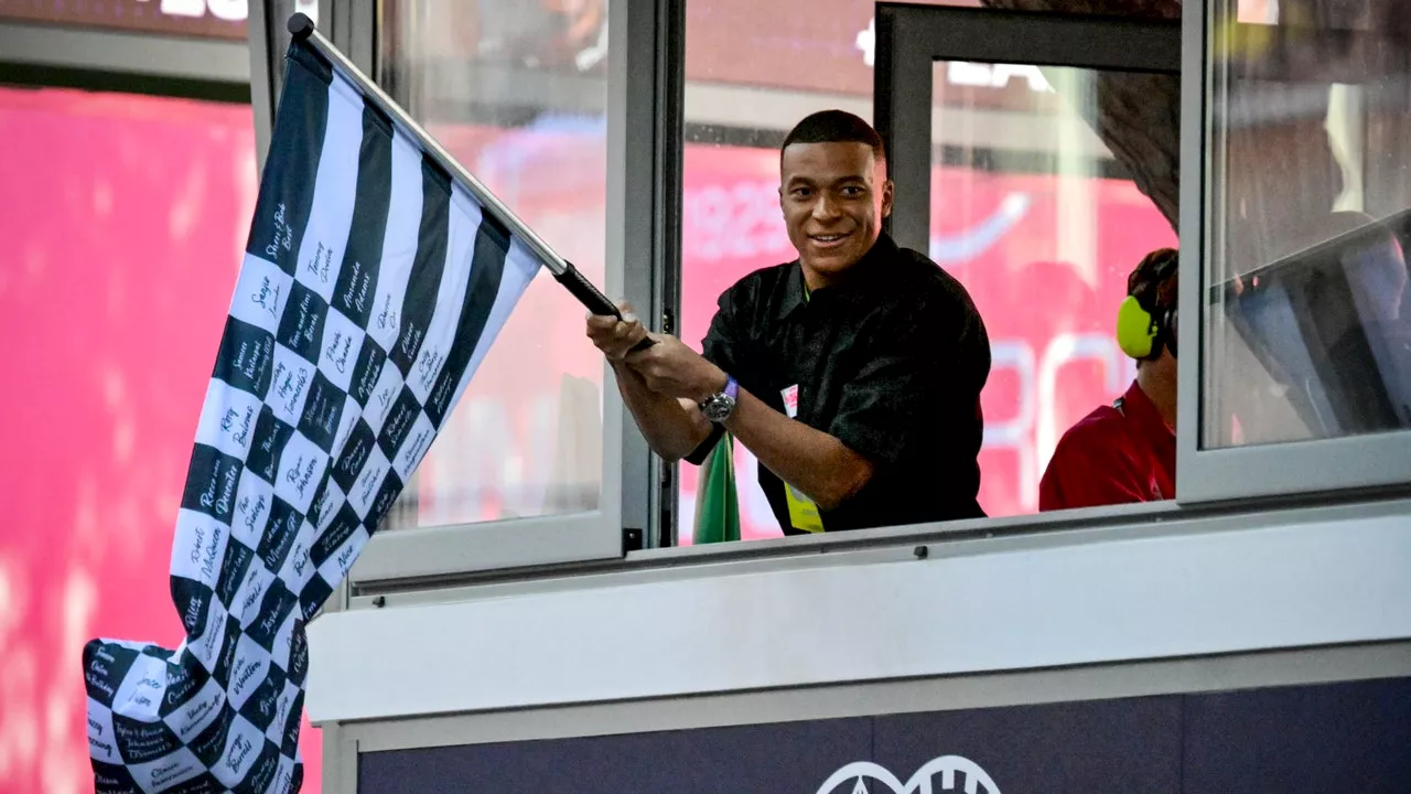 Kylian Mbappé mise sur ces baskets intemporelles pour célébrer la victoire de Charles Leclerc à Monaco