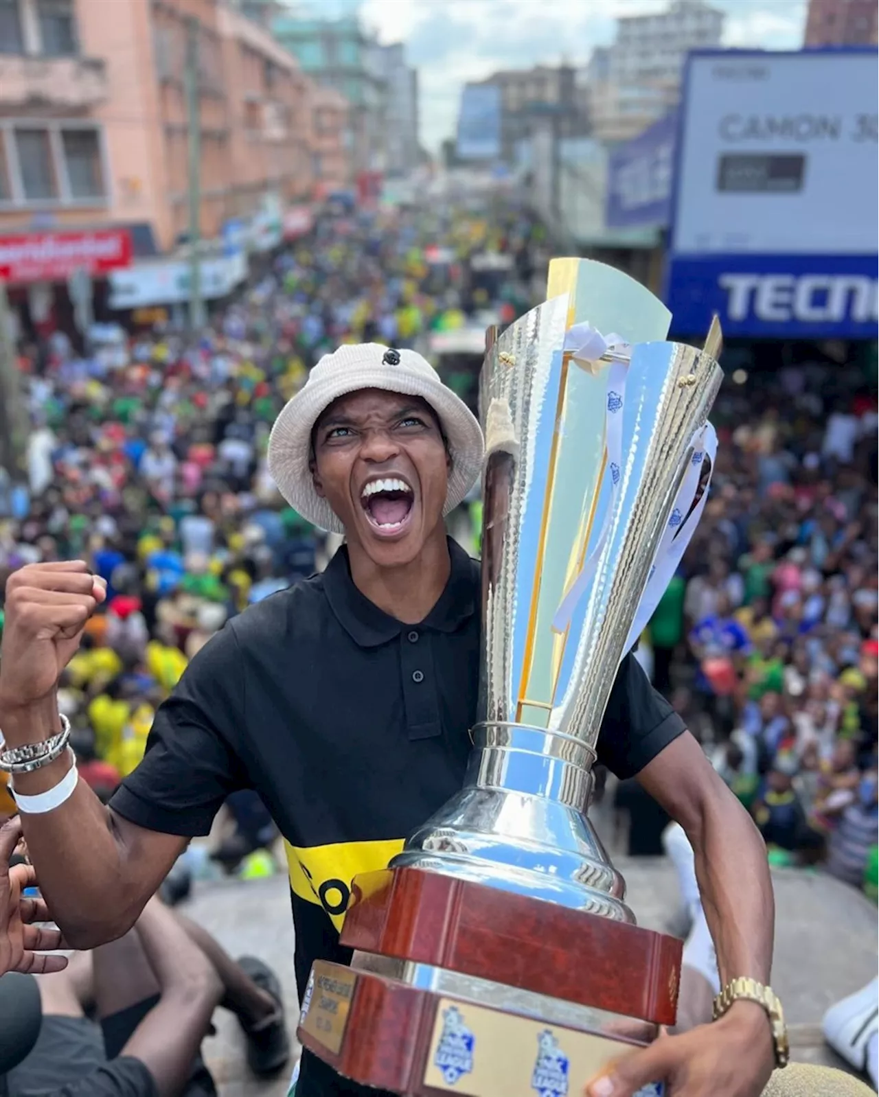 SA star roars with success during boisterous trophy parade